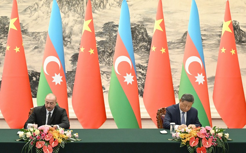 f7ba73c3-8f47-3ec4-bc08-eca7b7e3acd0_850 (1)