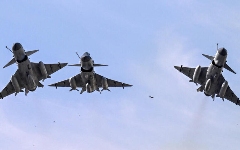 gq7-je-3s-wqa-ekfo-d