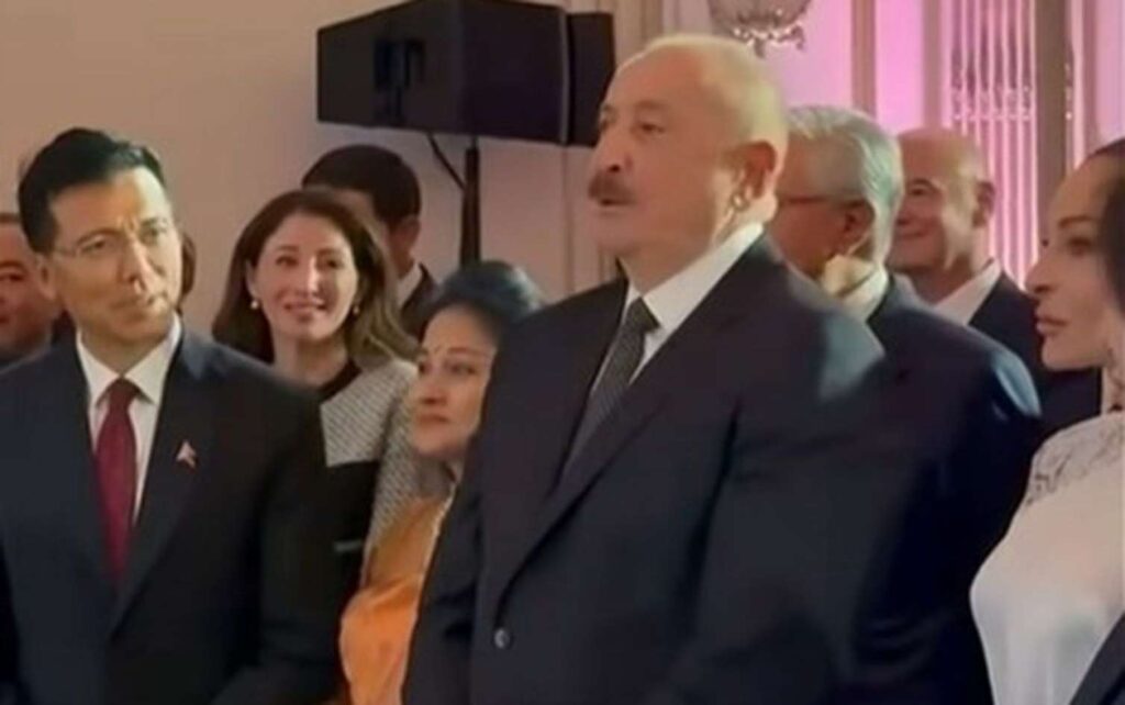 2025-09-24-09-45-152VPTyvff5kUDuYCpyrzT_file