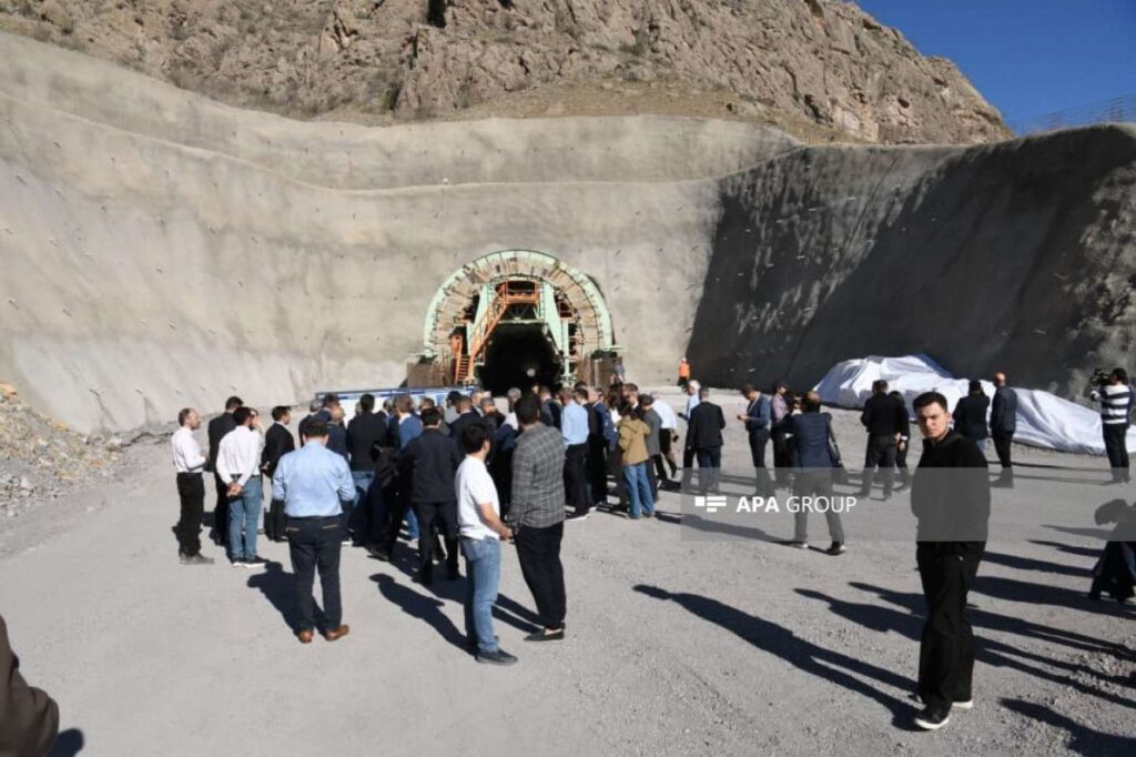 2025-10-31-15-26-01oYuXZUf6irafArdRFwmM_file