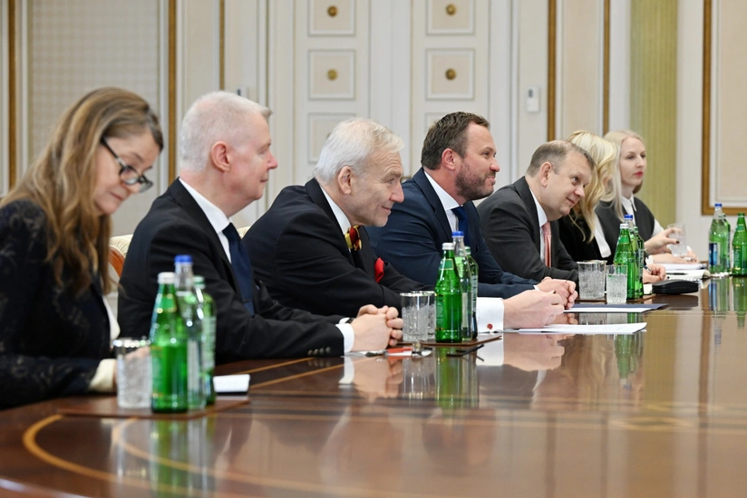 dJ4ZaDRJHj0HpbJTvsgXzXYILMalZqQmmWiYr9Ov_825