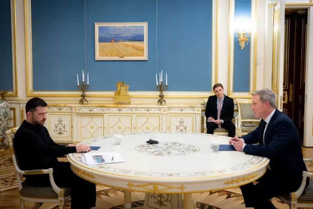 43ba4a85-7c0c-4ba9-a2b4-78c4ba0d8480