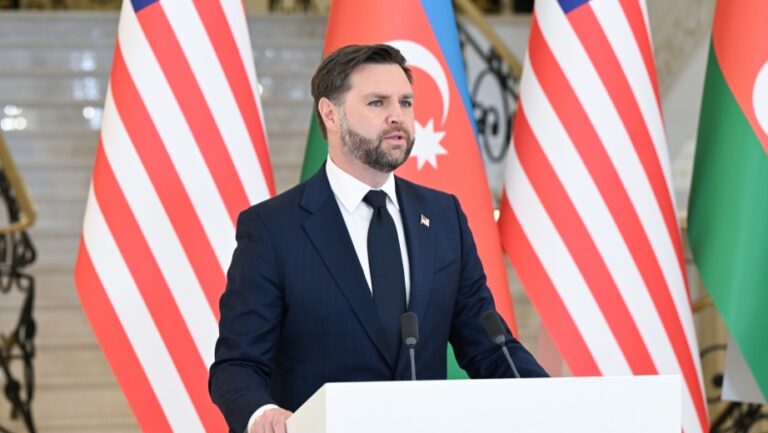 CREATOR: gd-jpeg v1.0 (using IJG JPEG v62), quality = 100?