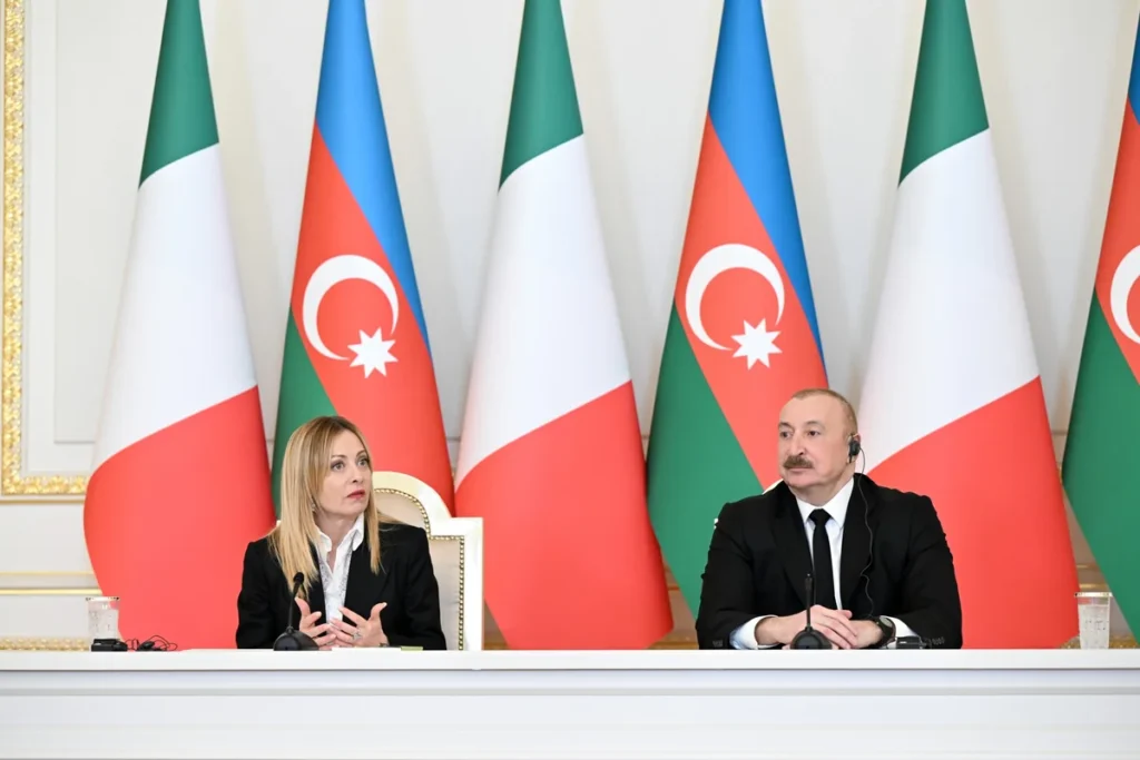 meloni-baku2