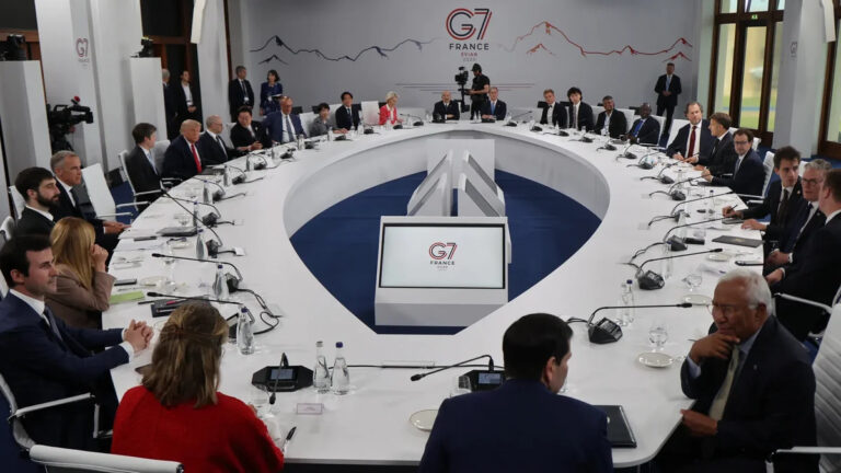 G7