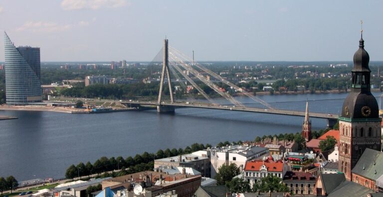 riga_dom_bruecke_daugava