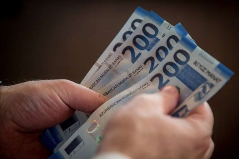 200manat