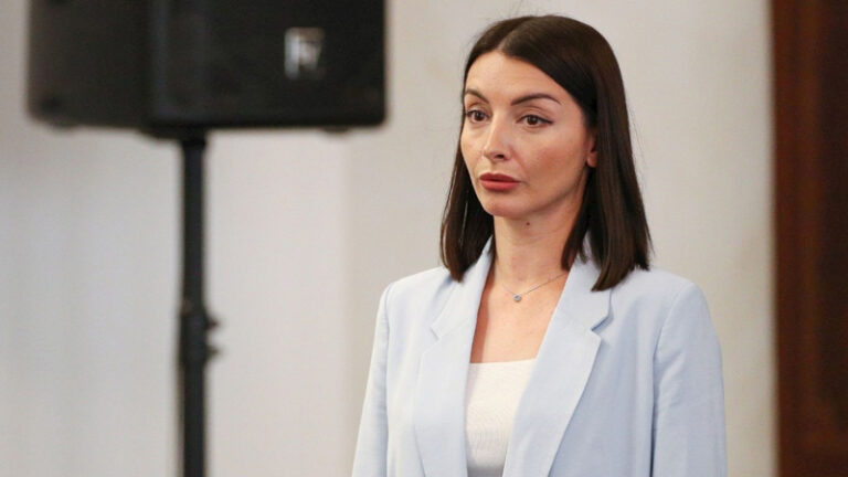 leyla-SEFİR