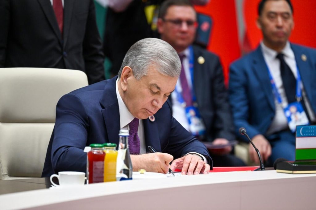 shavkat_mirziyoyev_01