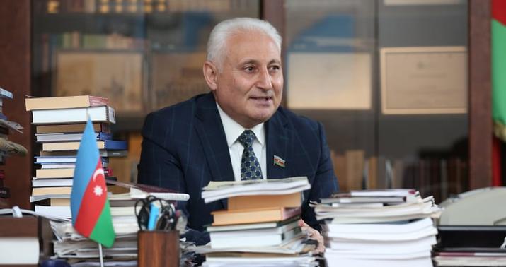 hikmet_babaoglu_1