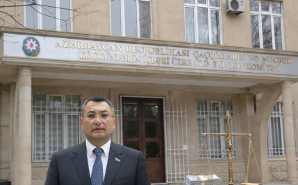 rövşən-qaçkom